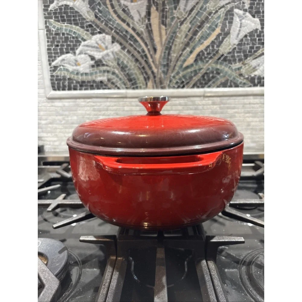 Vintage Lodge Red Color 6-qt. Enameled Cast Iron Dutch Oven